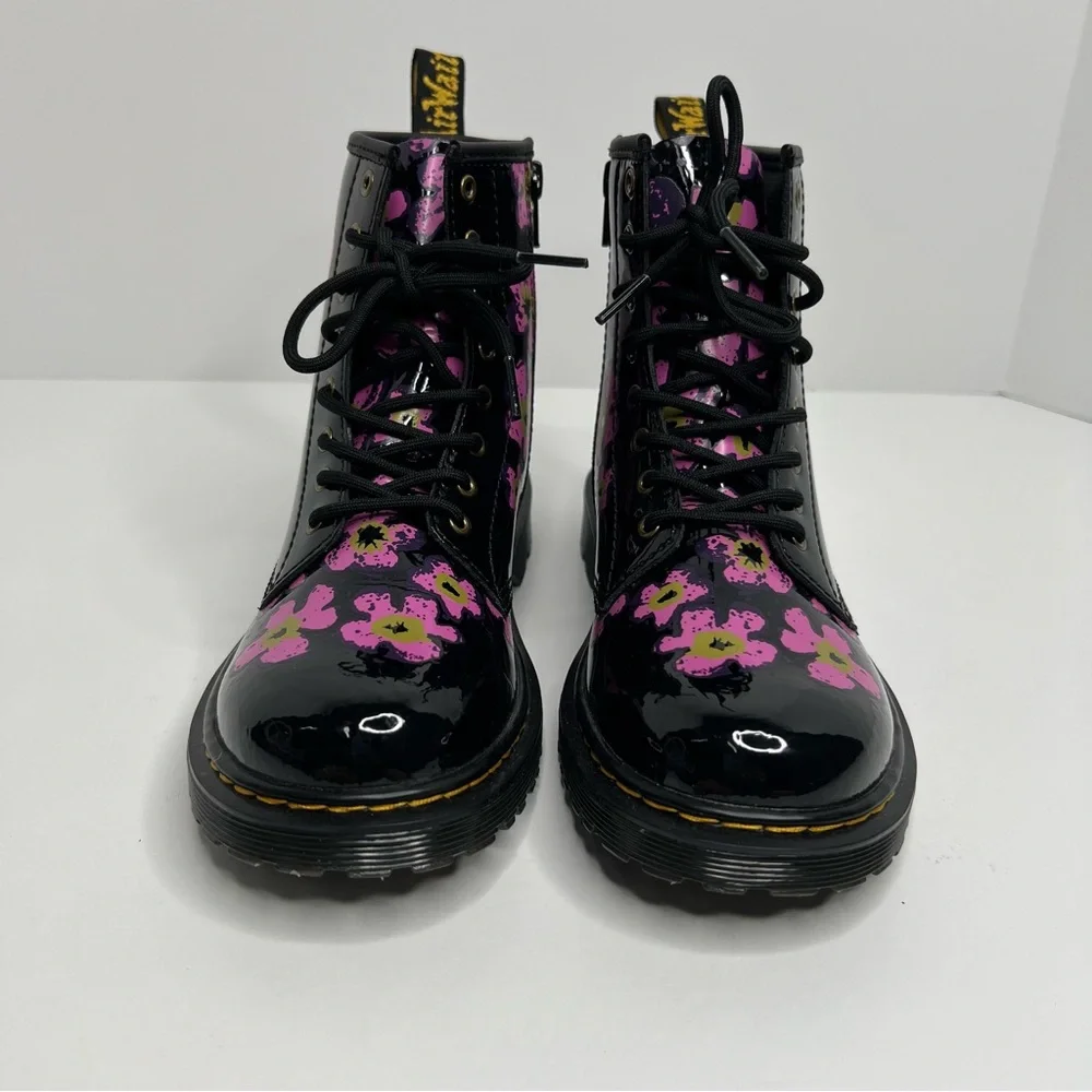 Dr. Martens 1460 Junior Pansey Fayre Patent Lamper Combat Boots Black Pink